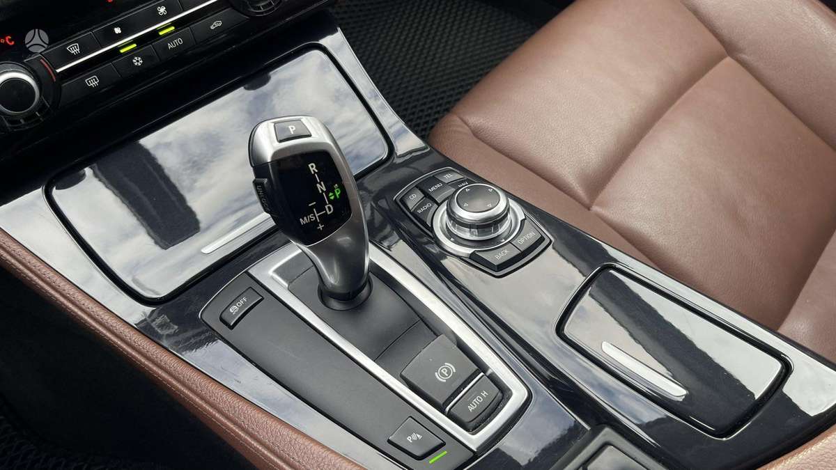 BMW 520, 2.0 l., universalas