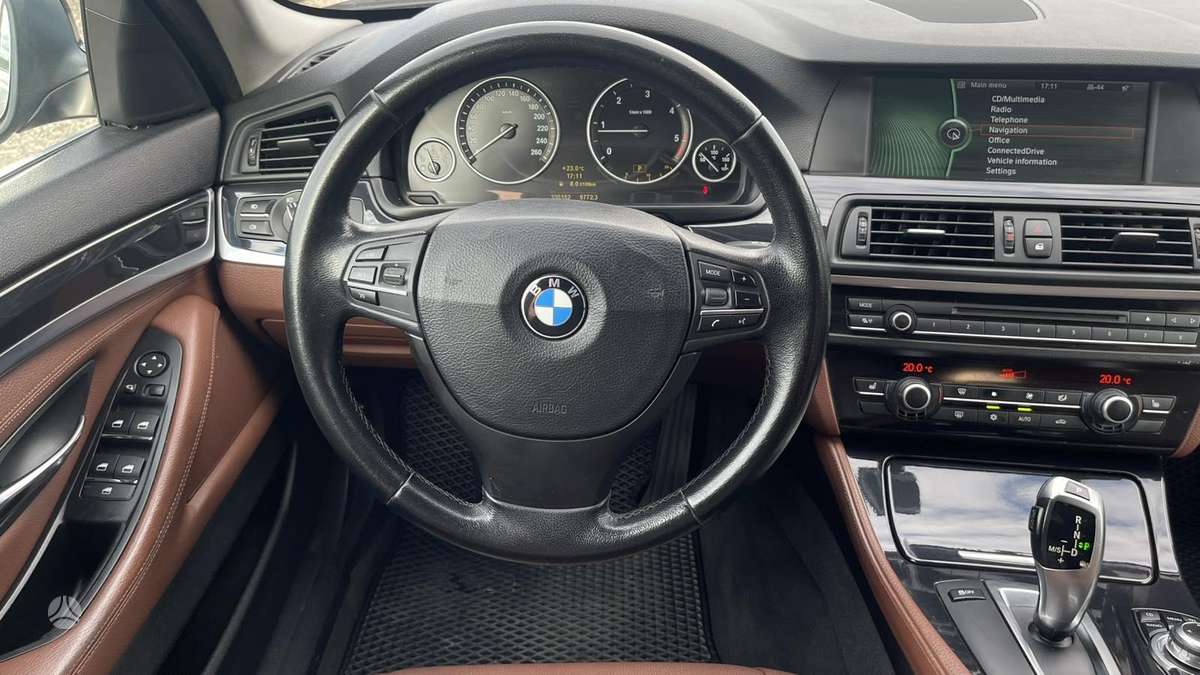 BMW 520, 2.0 l., wagon
