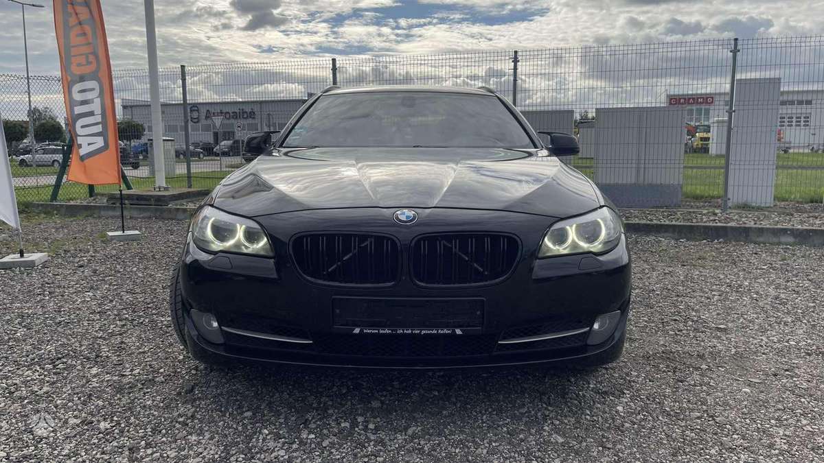 BMW 520, 2.0 l., wagon