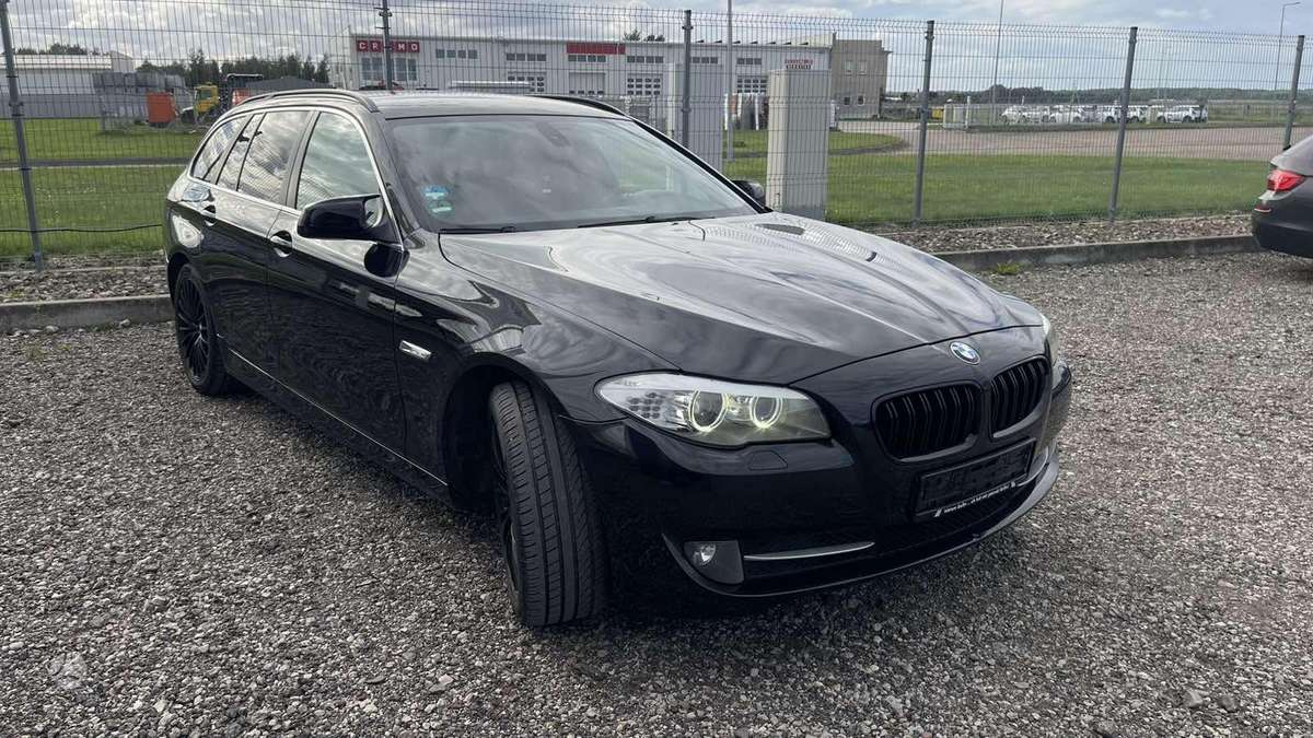 BMW 520, 2.0 l., wagon