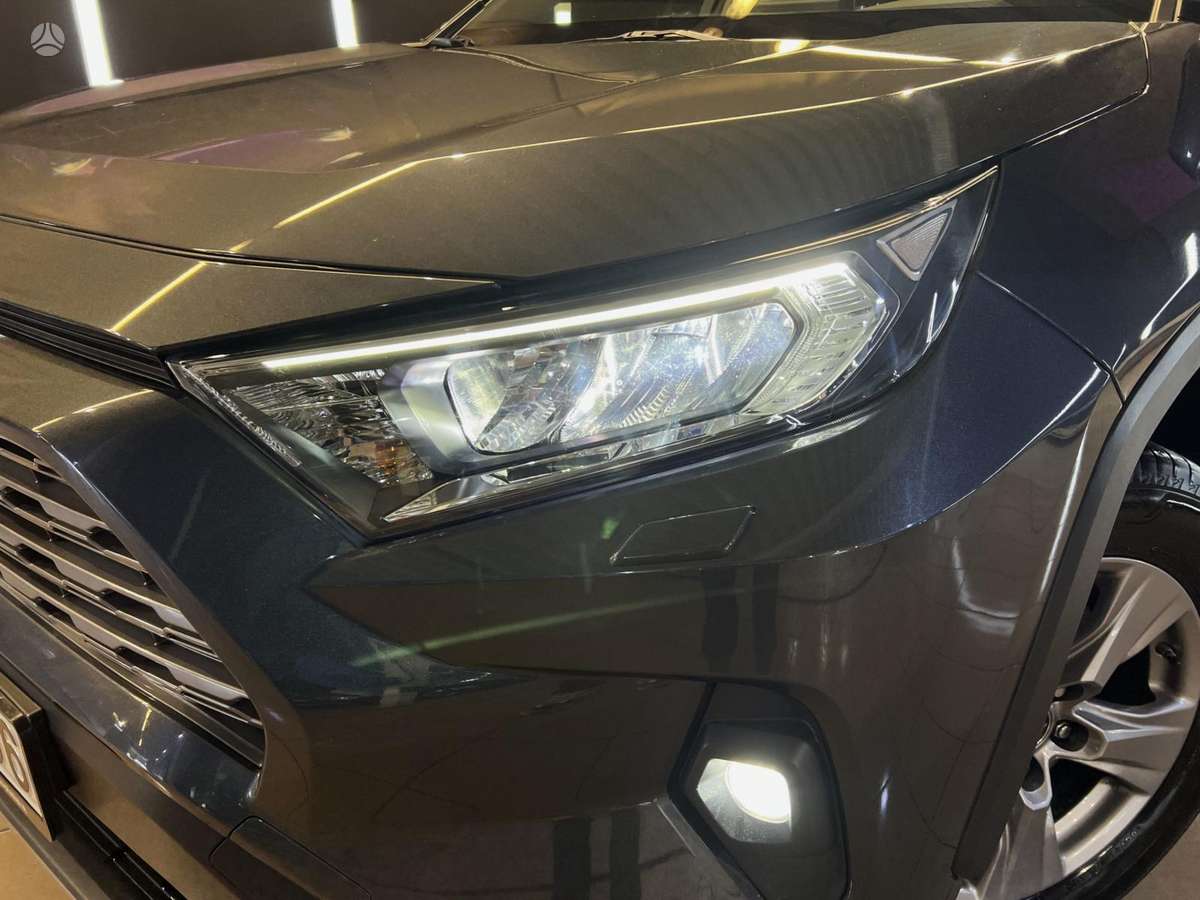 Toyota RAV4 - 3