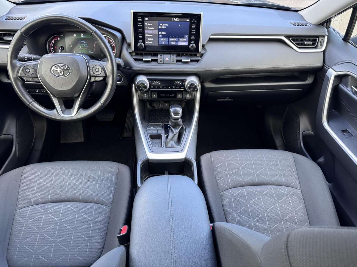 Toyota RAV4 - 5
