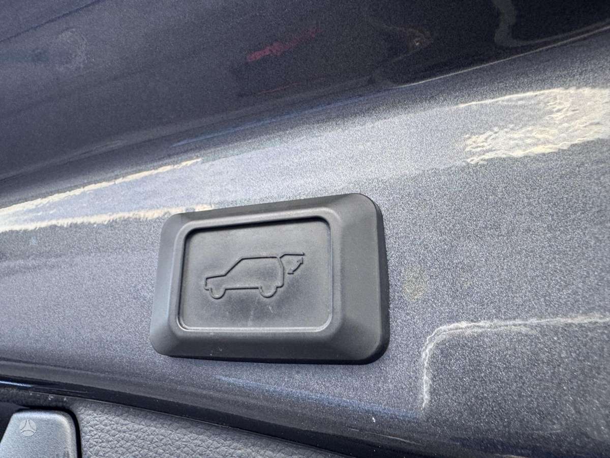 Toyota RAV4 - 9