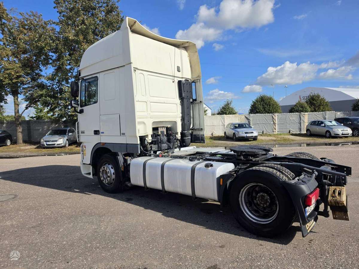 DAF XF 105 460T, double sleeper
