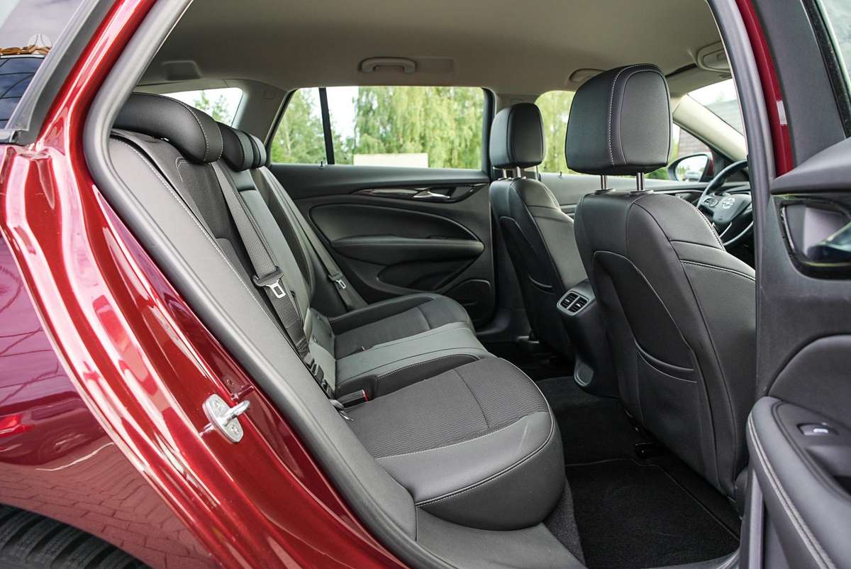 Opel Insignia, 2.0 l., Универсал
