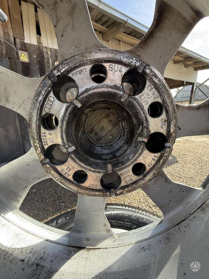 Audi, light alloy, R17
