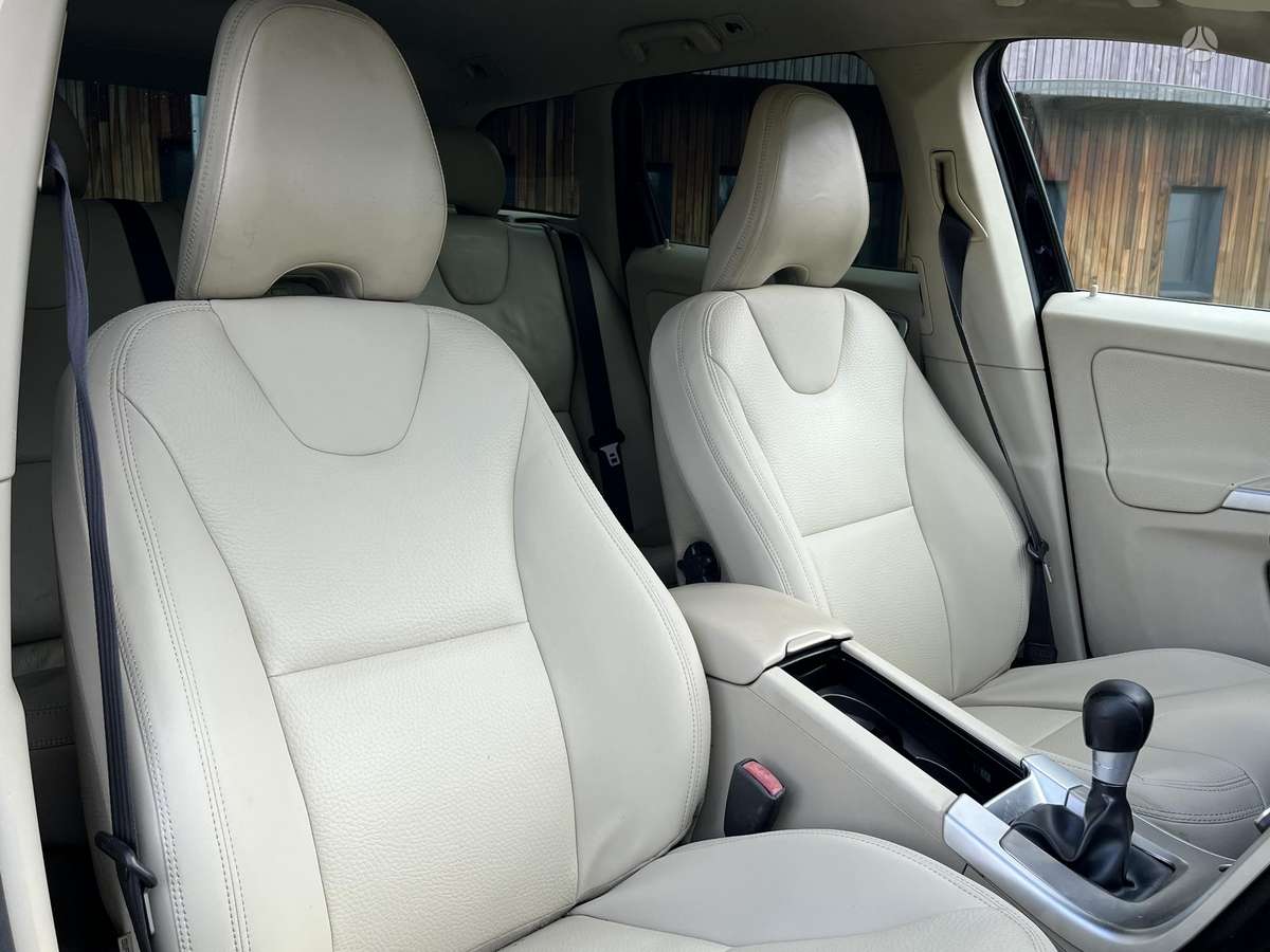 Volvo XC60 - 10