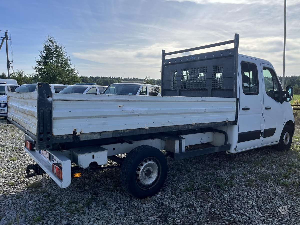 Renault Master, сдвоенная кабина