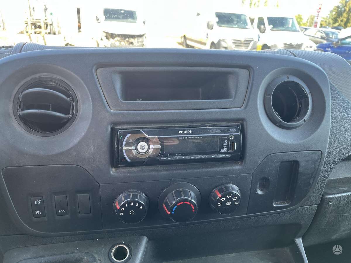 Renault Master, сдвоенная кабина