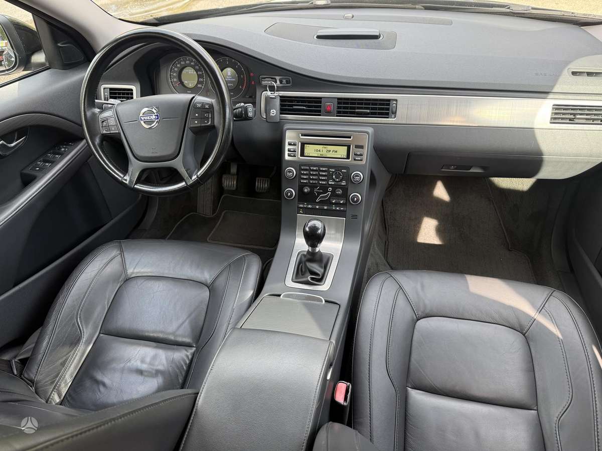 Volvo V70, 2.0 l., wagon