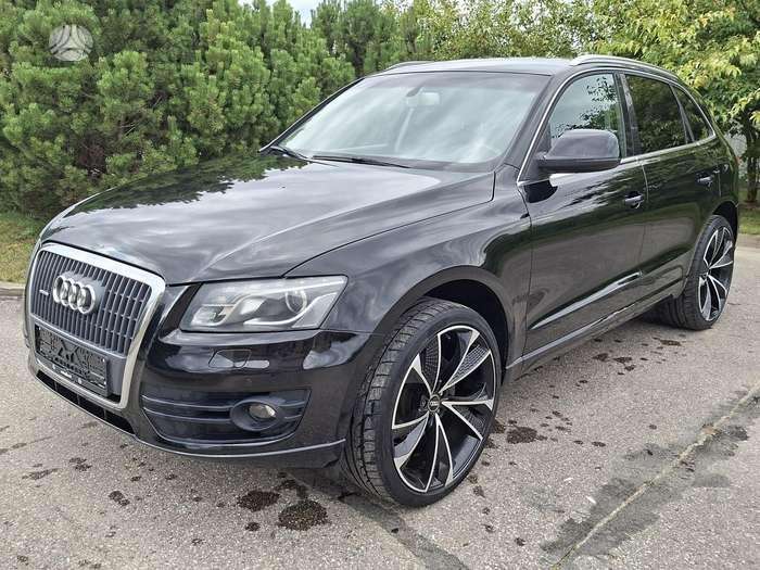 Audi Q5, 2.0 l., Внедорожник / Кроссовер