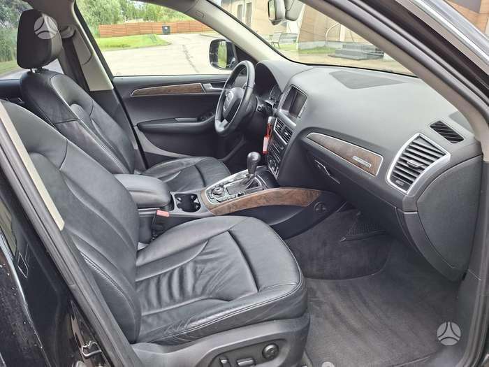 Audi Q5, 2.0 l., Внедорожник / Кроссовер