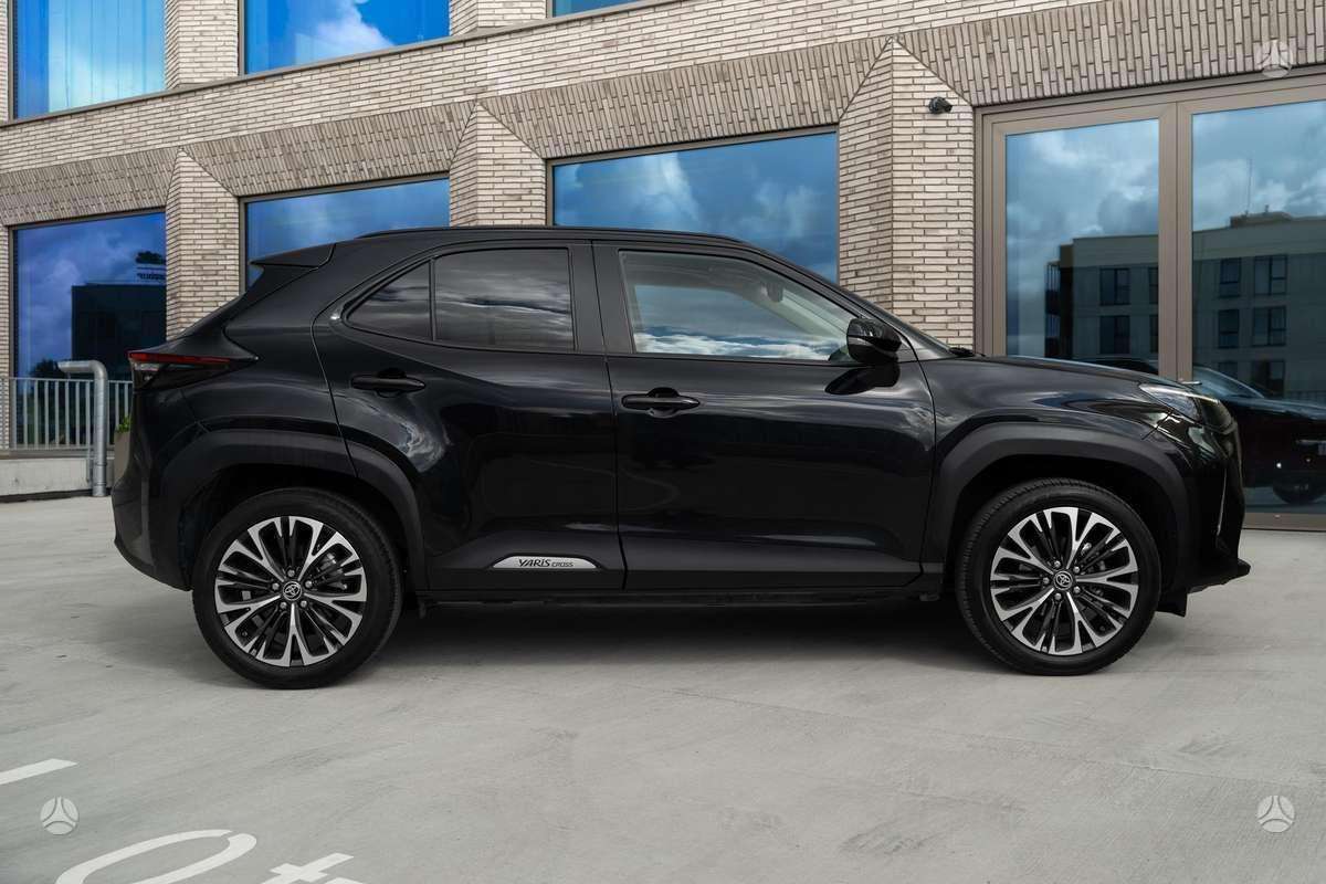 Toyota Yaris Cross - 3