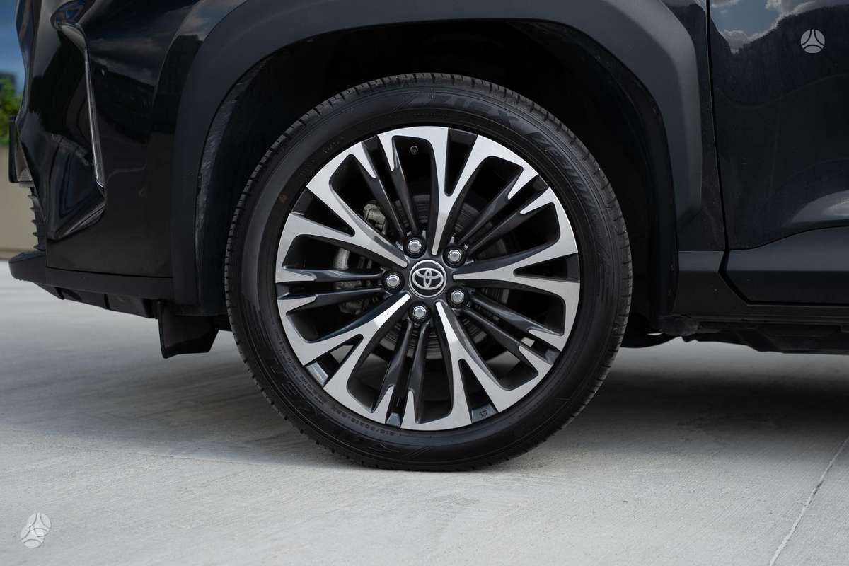 Toyota Yaris Cross - 8
