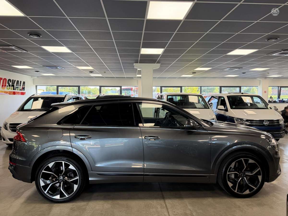 Audi Q8, 3.0 l., hatchback