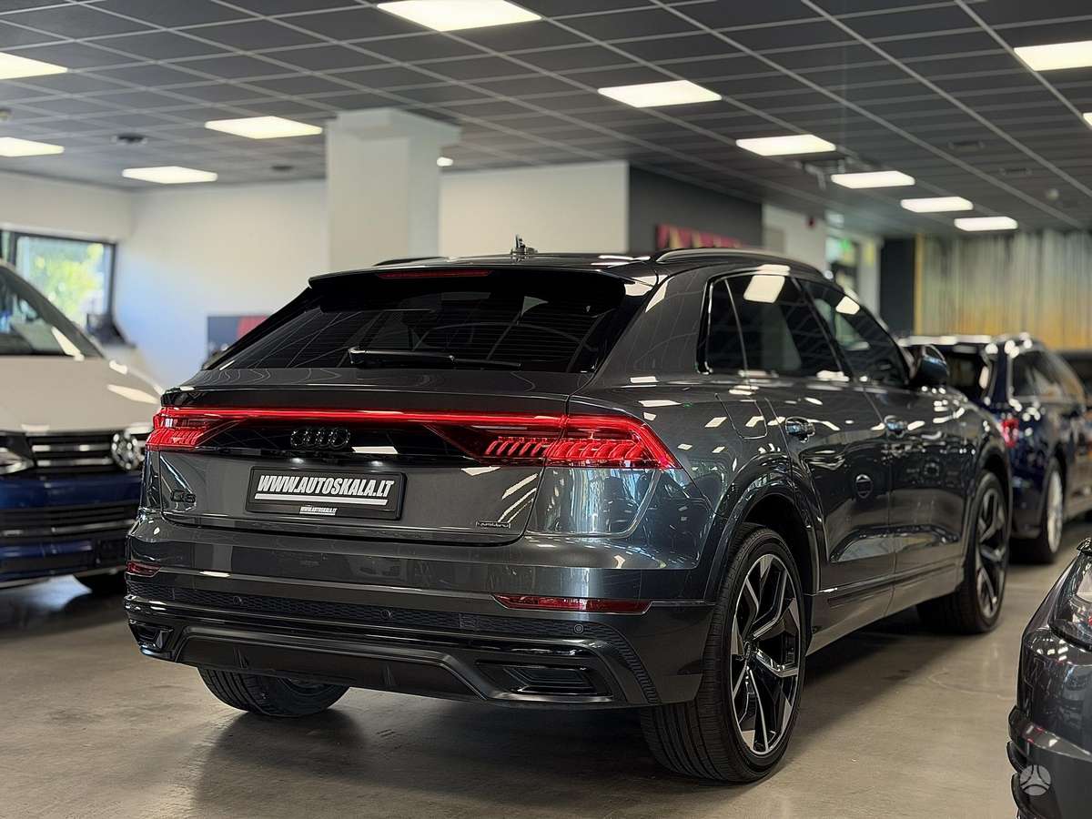 Audi Q8, 3.0 l., hatchback