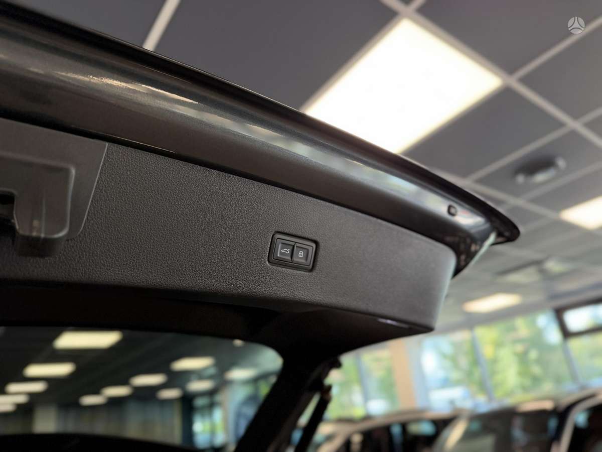 Audi Q8, 3.0 l., hatchback