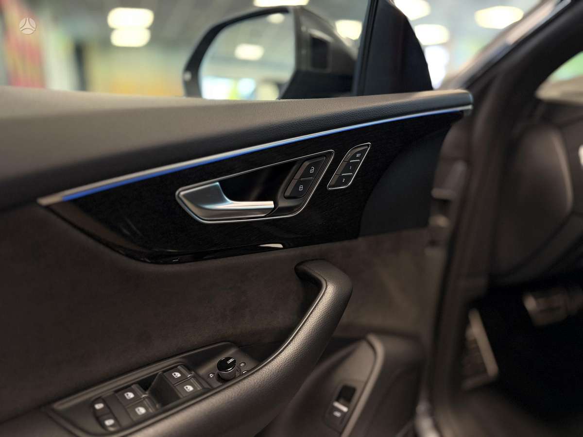Audi Q8, 3.0 l., hatchback