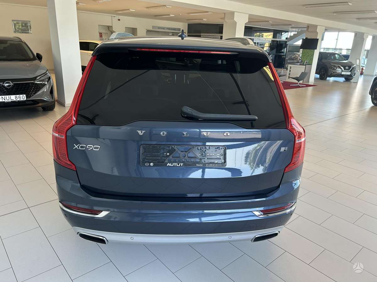 Volvo XC90 - 5