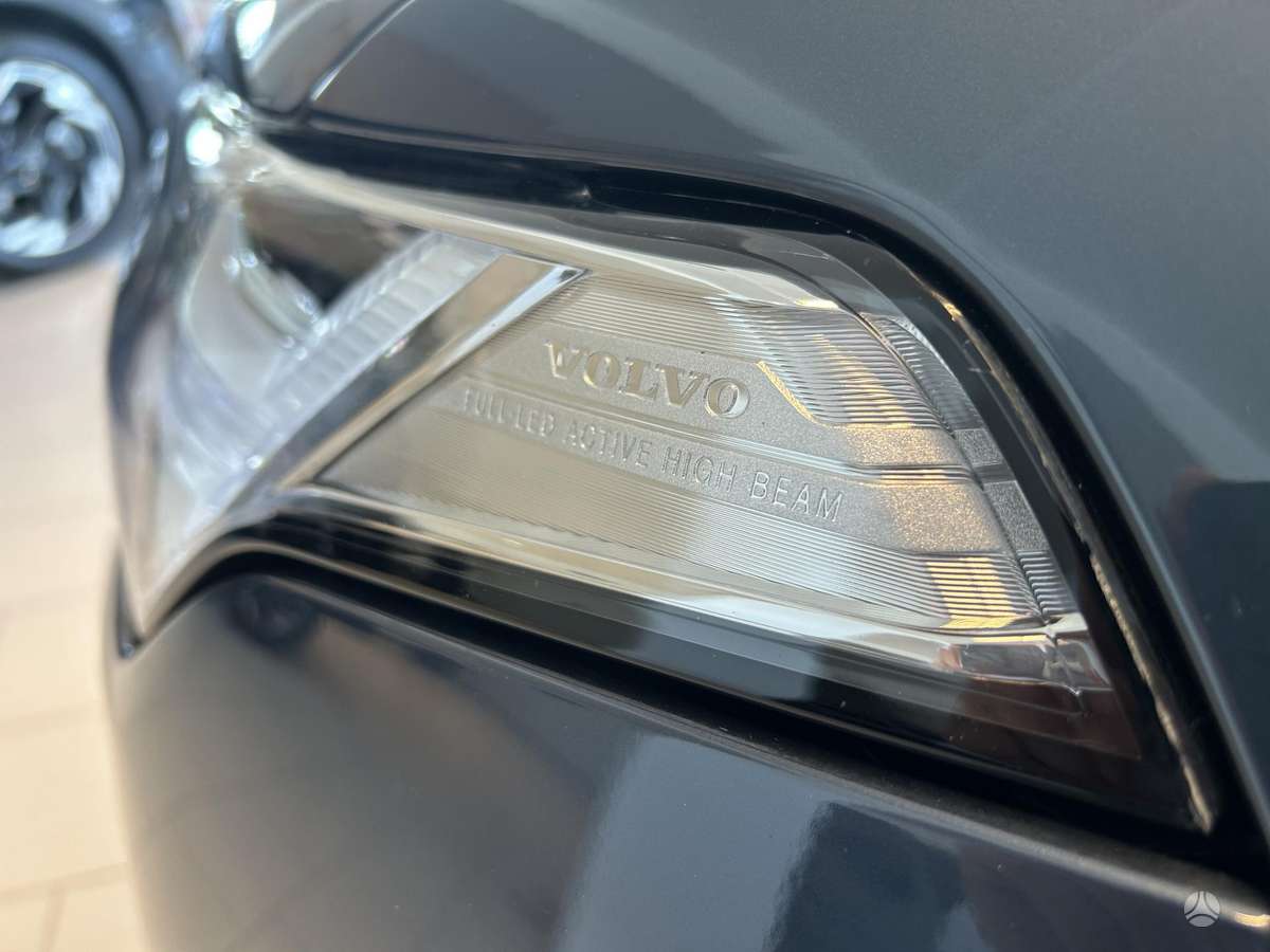 Volvo XC90 - 10