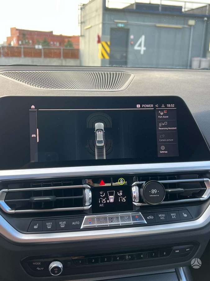 BMW 320, 2.0 l., Седан
