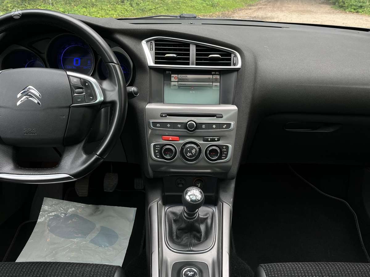 Citroen C4, 2.0 l., Хэтчбек