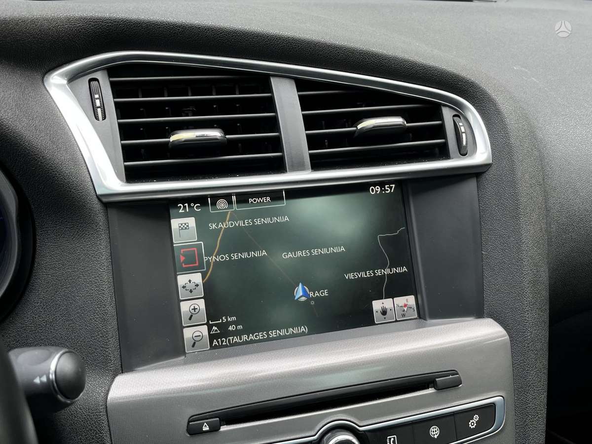 Citroen C4, 2.0 l., Хэтчбек