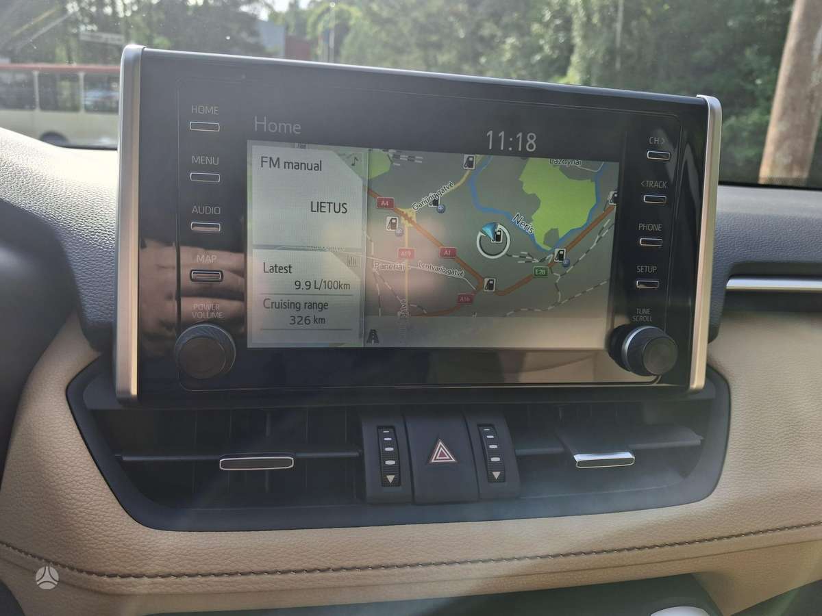 Toyota RAV4 - 9