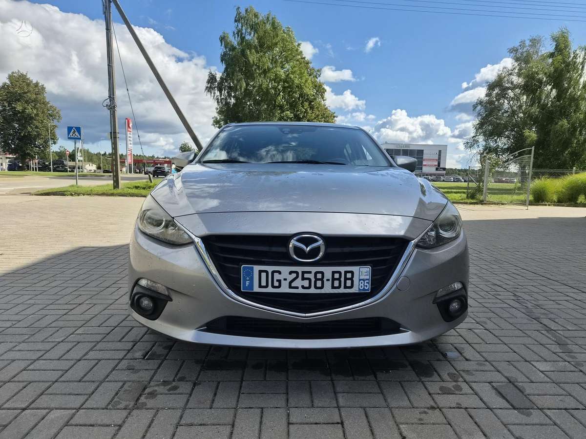 Mazda 3, 2.2 l., Хэтчбек