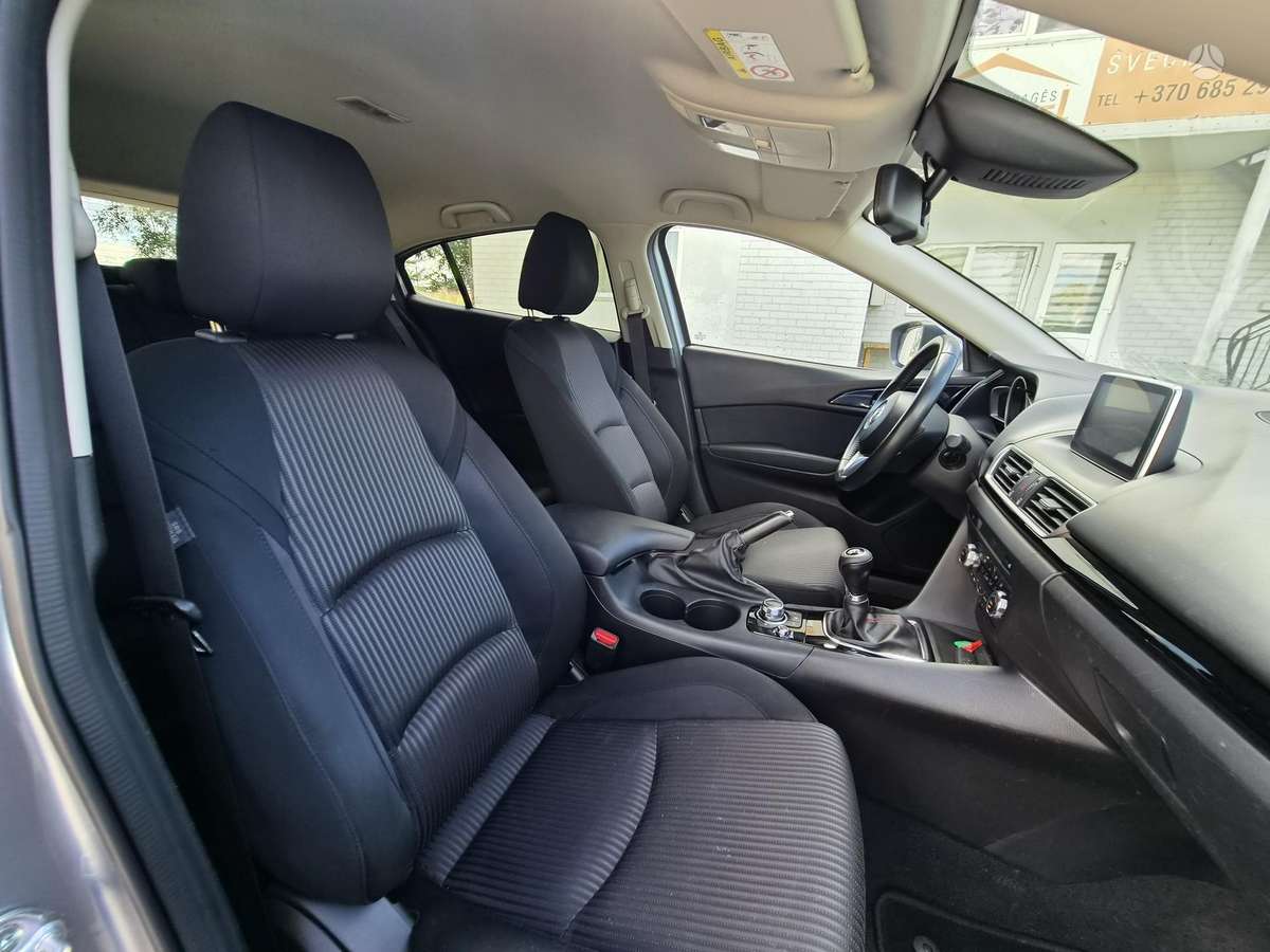 Mazda 3, 2.2 l., Хэтчбек