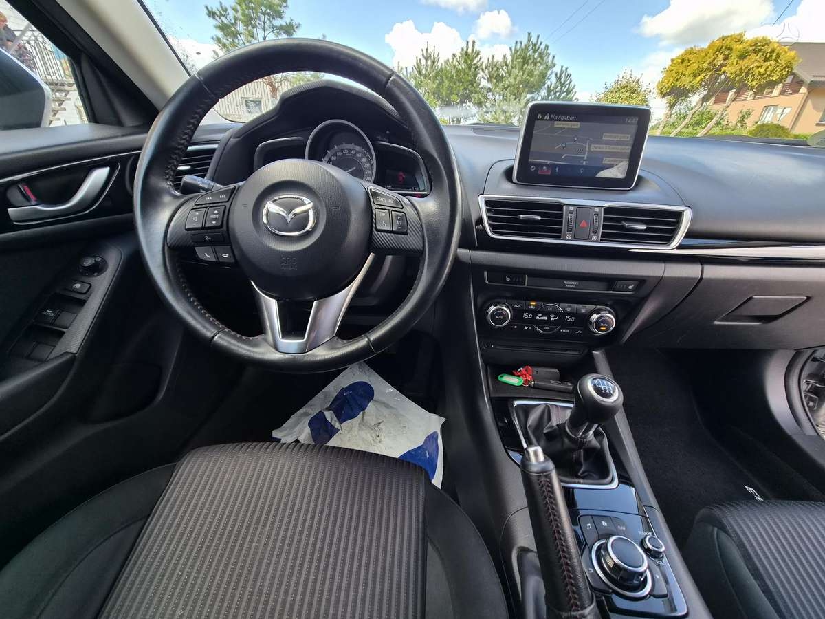 Mazda 3, 2.2 l., Хэтчбек