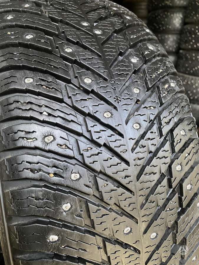 Nokian, žieminės 225/55 R17
