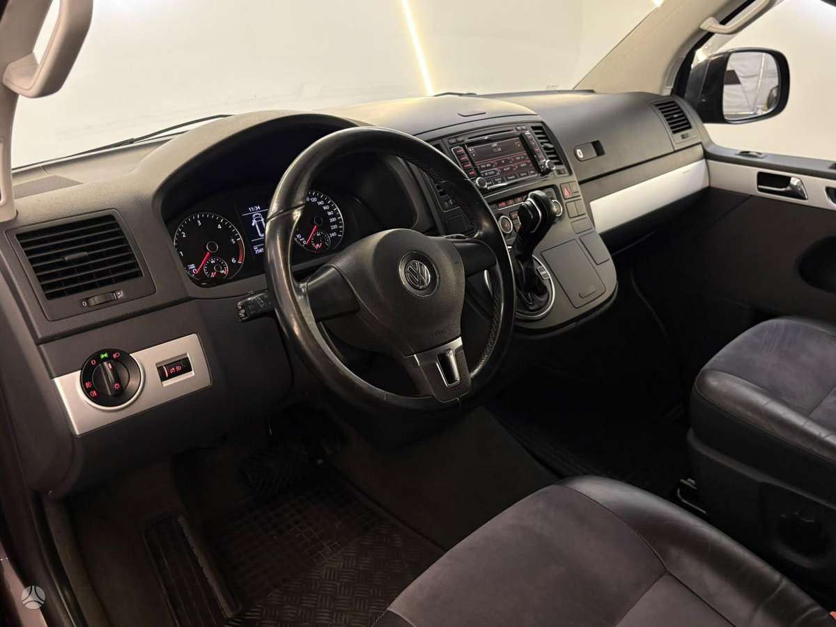 Volkswagen Multivan, 2.0 l., mpv / minivan