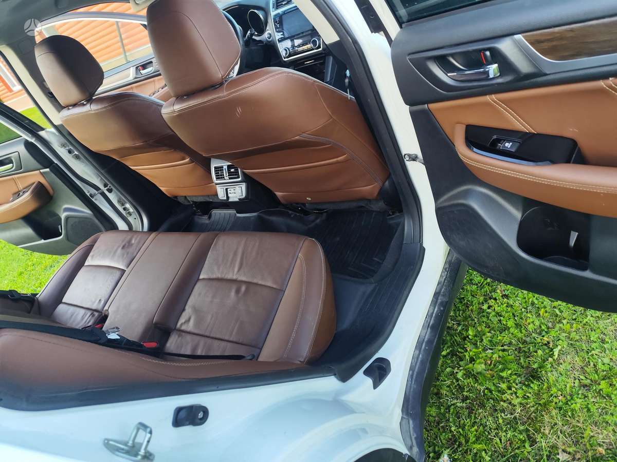 Subaru Outback, 3.6 l., Минивэн