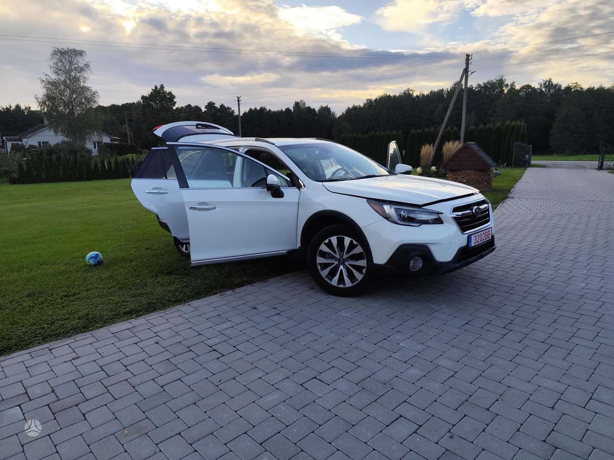 Subaru Outback, 3.6 l., Минивэн