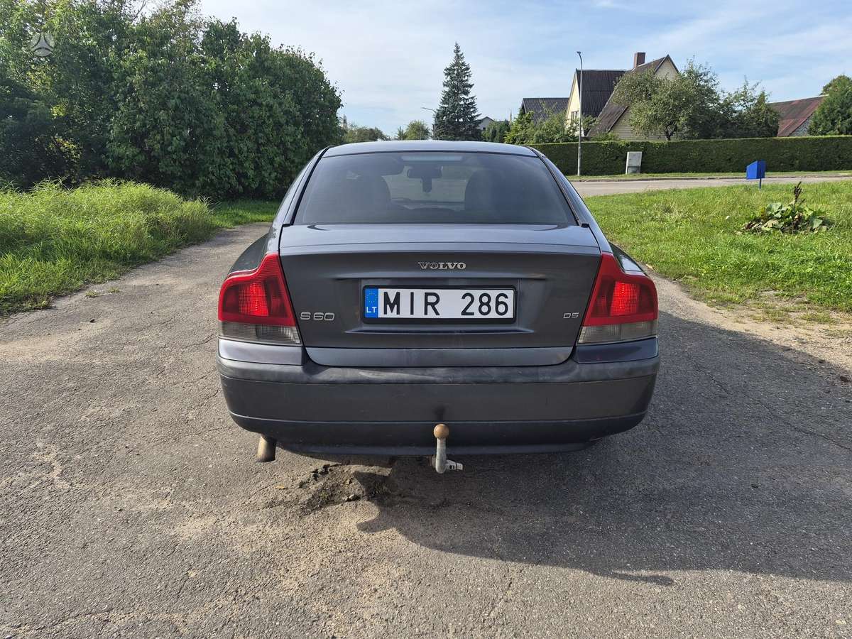 Volvo S60, 2.4 l., Седан