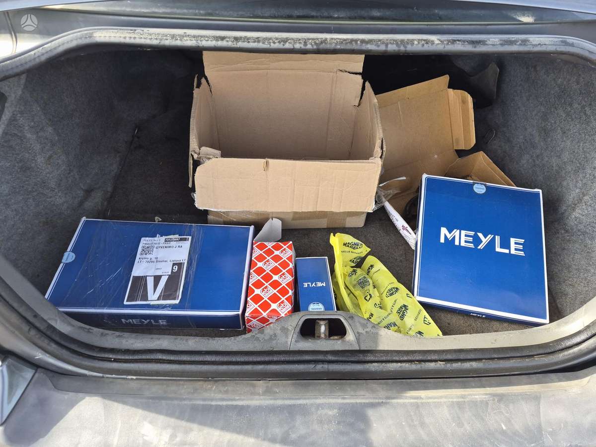 Volvo S60, 2.4 l., Седан