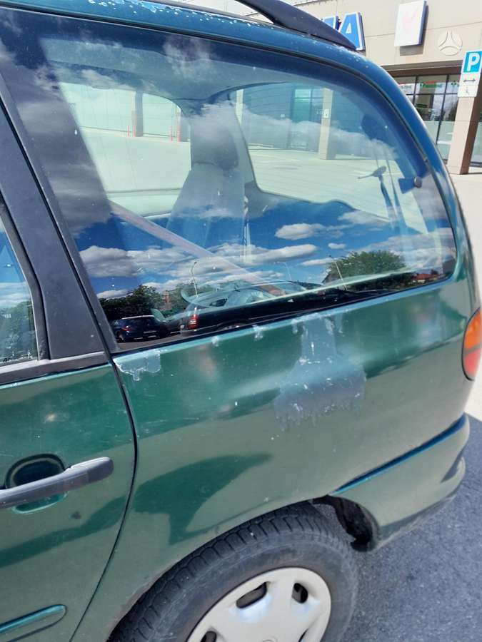 Volkswagen Sharan - 9