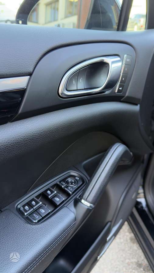 Porsche Cayenne - 10