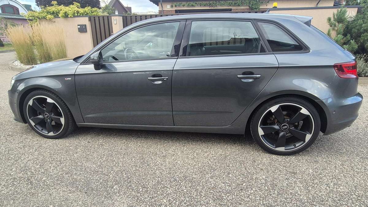 Audi A3, 2.0 l., hečbekas