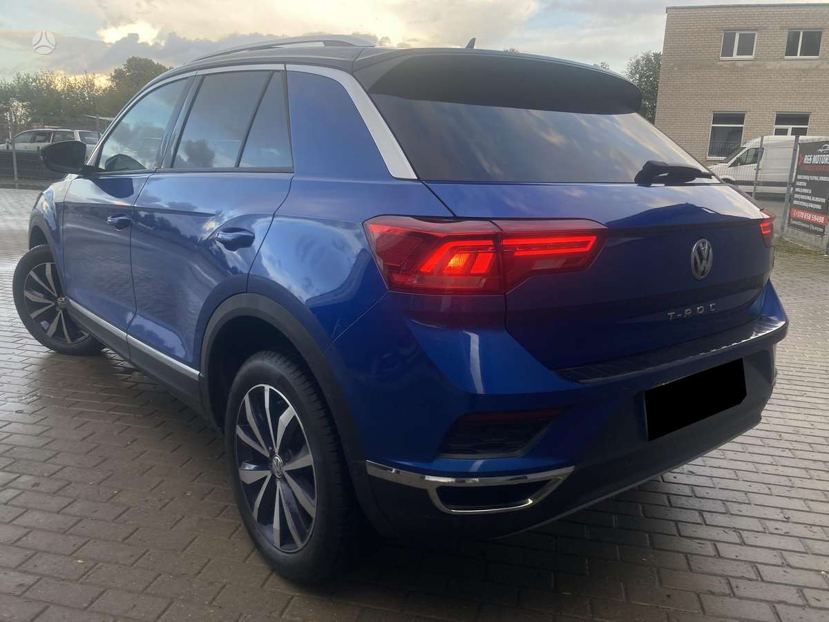 Volkswagen T-Roc - 3