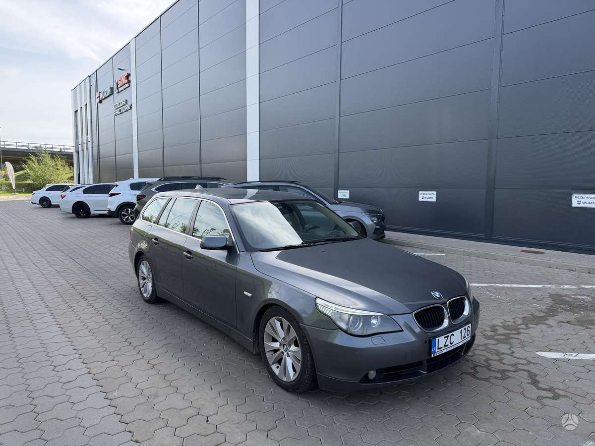 BMW 525, 2.5 l., wagon