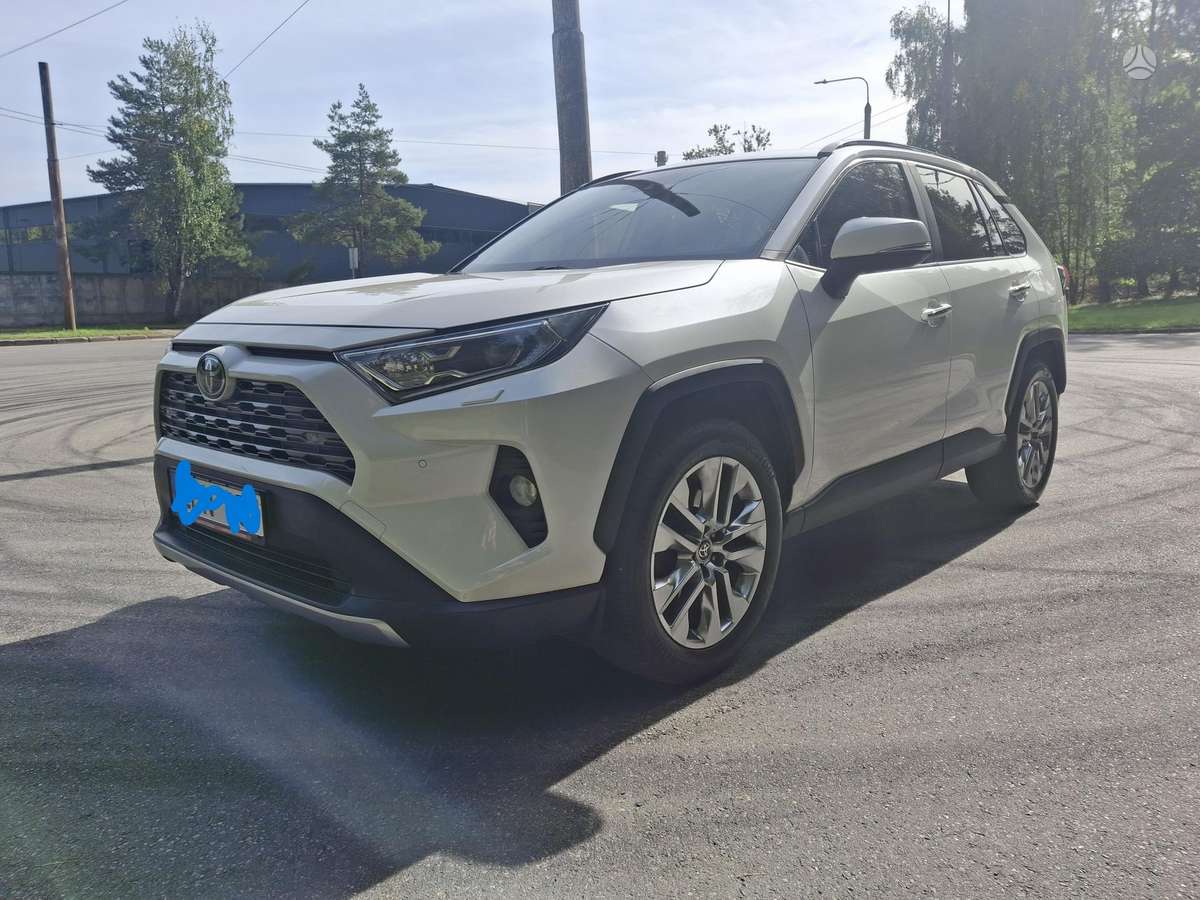 Toyota RAV4 - 3