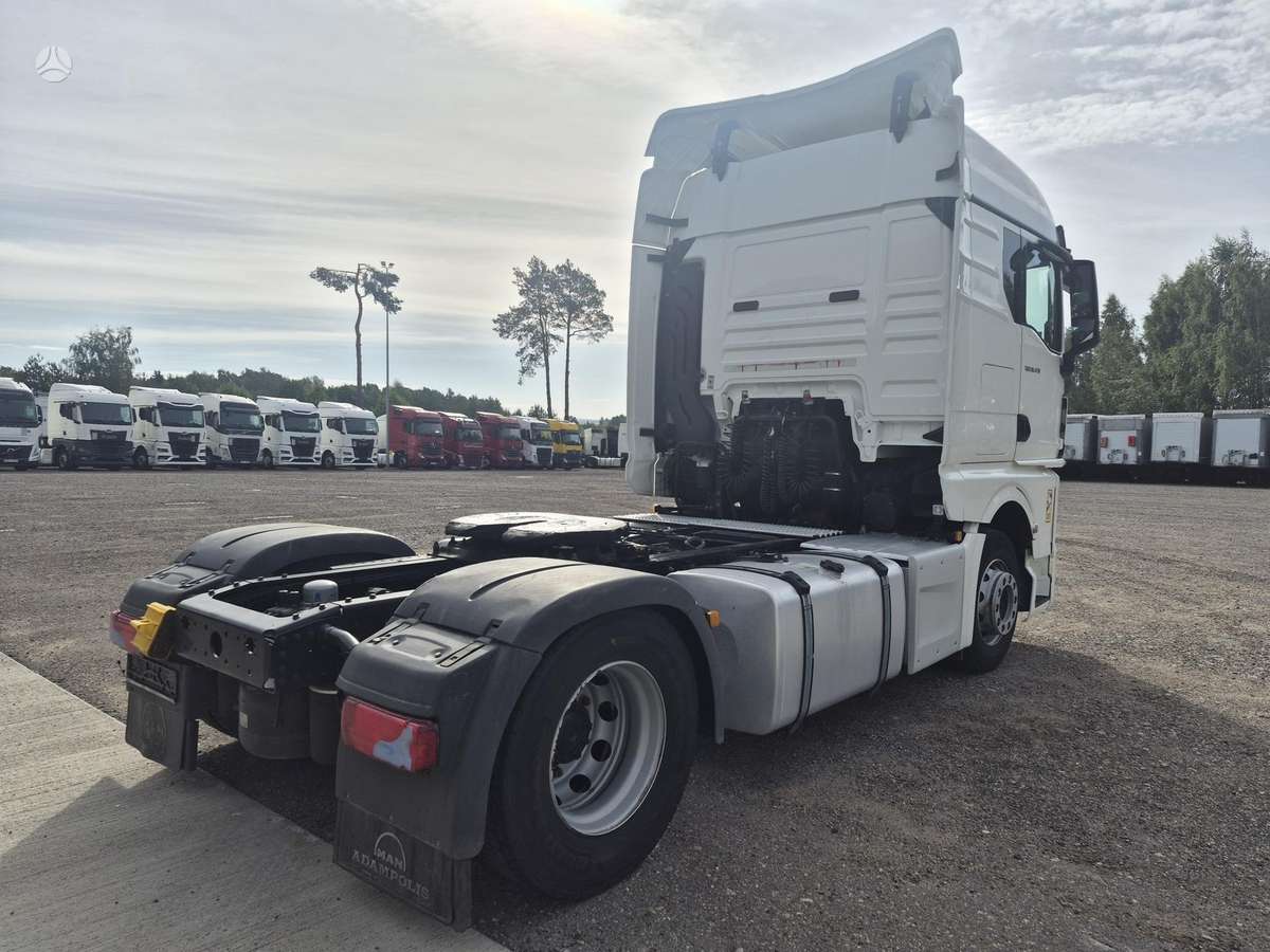 MAN TGX18.470, double sleeper