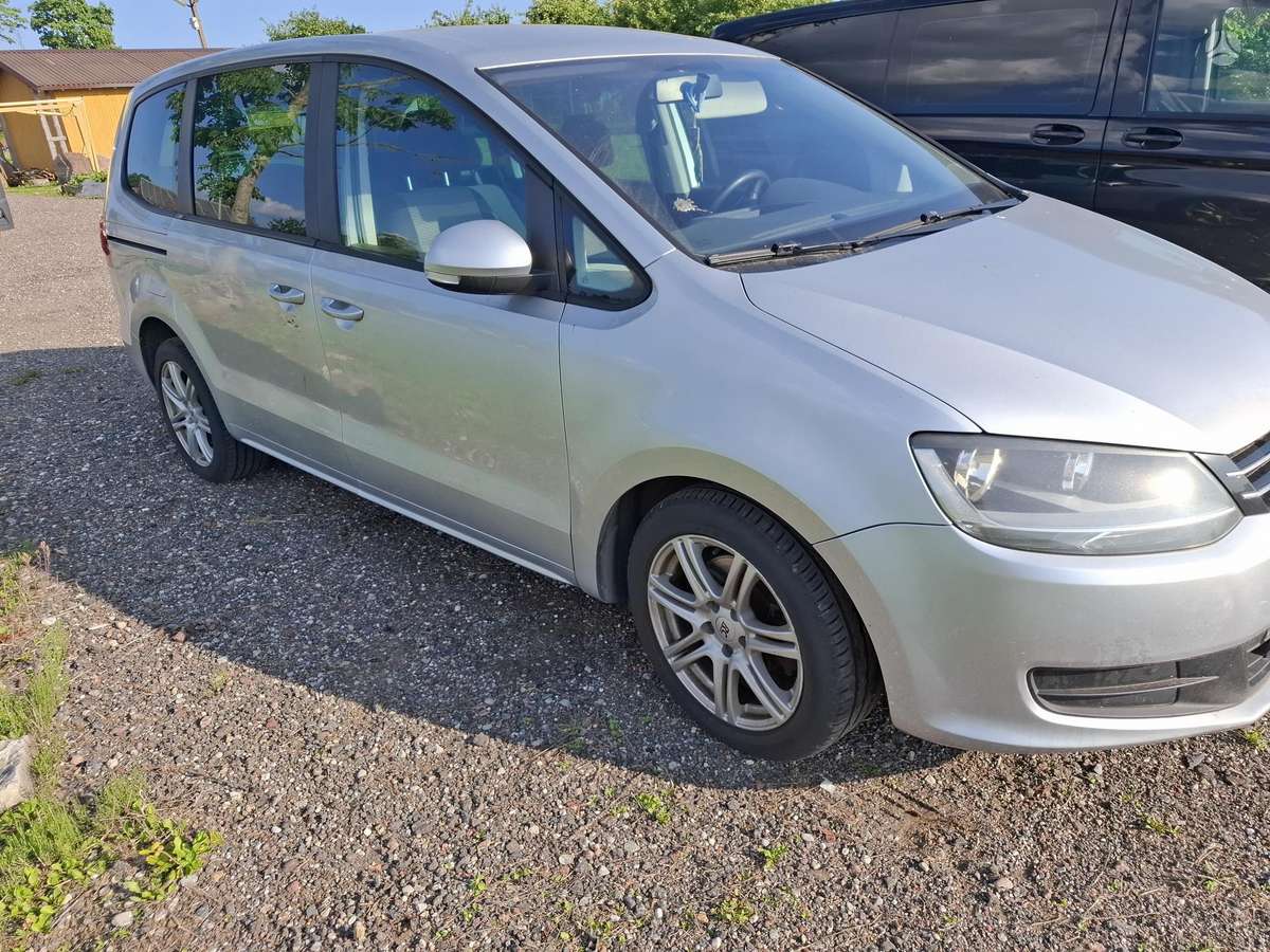 Volkswagen Sharan - 3