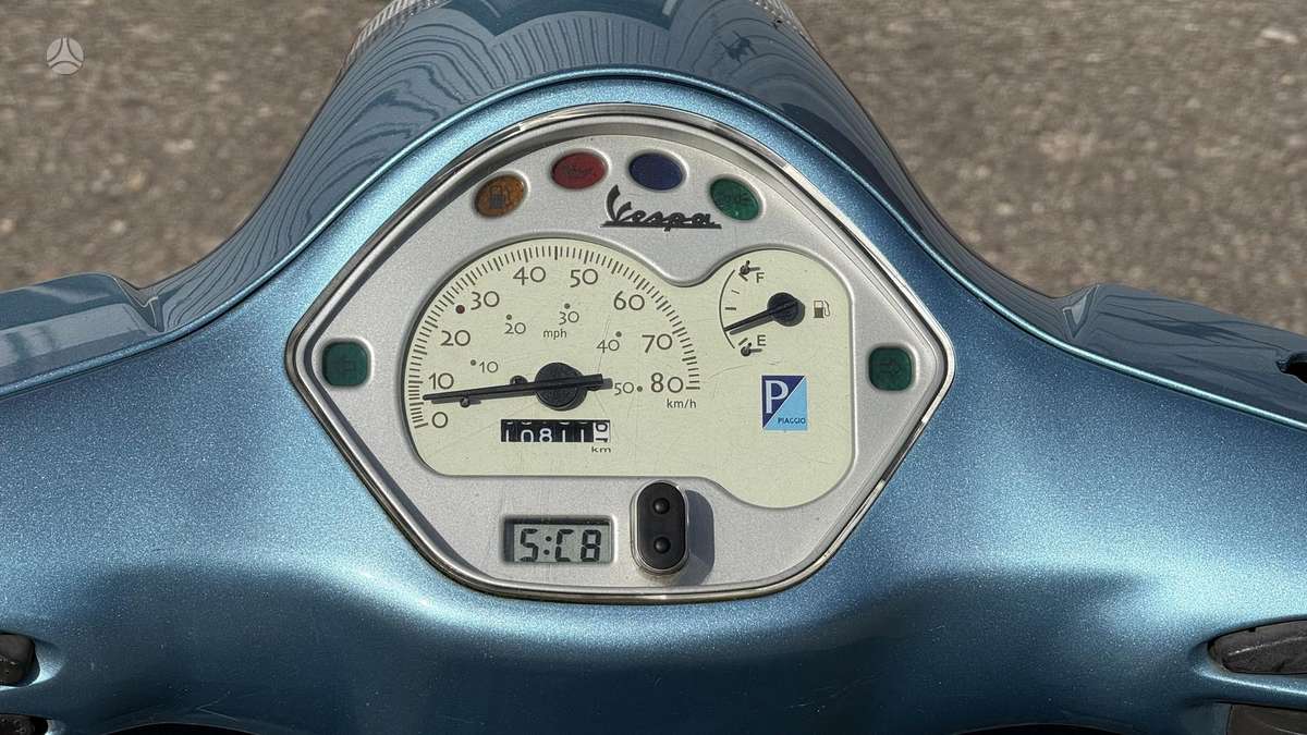 Piaggio Vespa 49cc, мотороллеры / мопеды