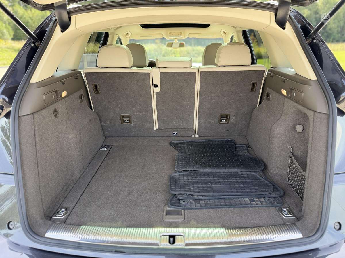 Audi Q5, 2.0 l., Внедорожник / Кроссовер