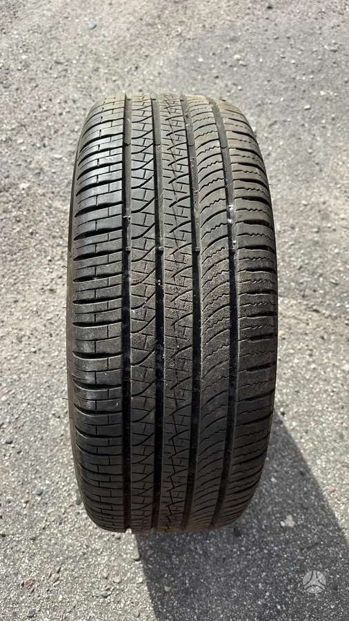 Pirelli PZERO, всесезонные 235/45 R19