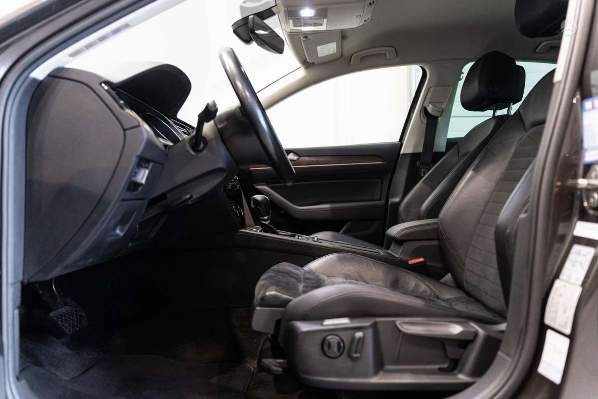 Volkswagen Passat - 8