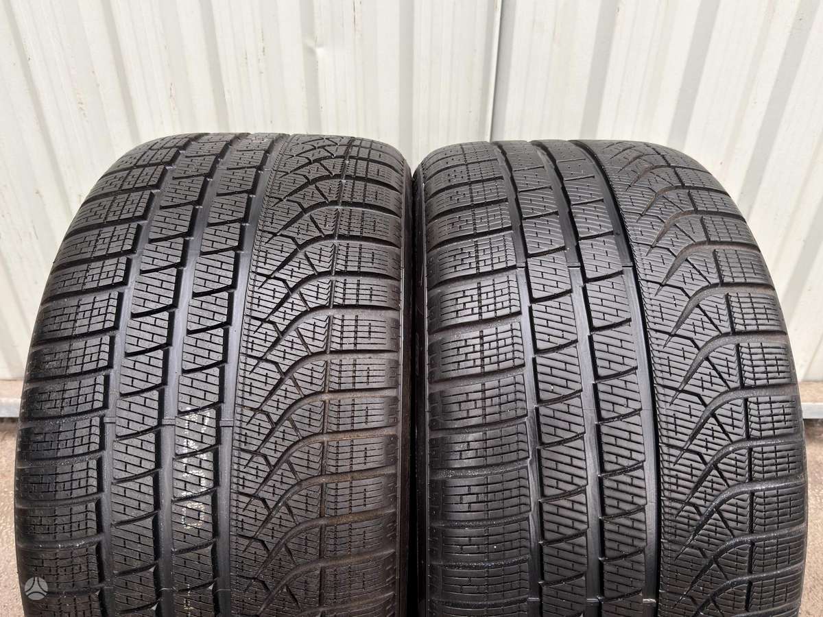 Pirelli PZERO, žieminės 295/30 R21
